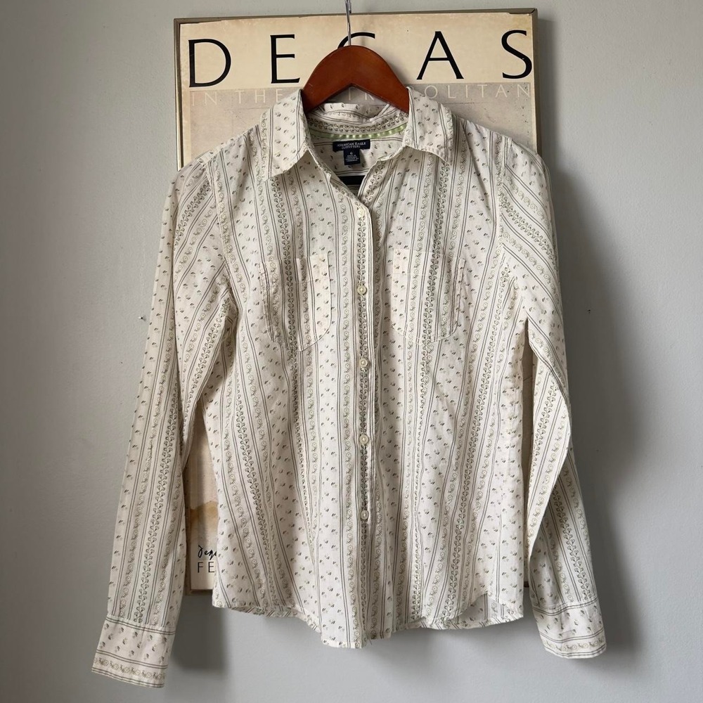 Y2K American Eagle Ditsy Prairie Floral Button Front Shirt Womens 6 Cottagecore - Picture 2 of 8